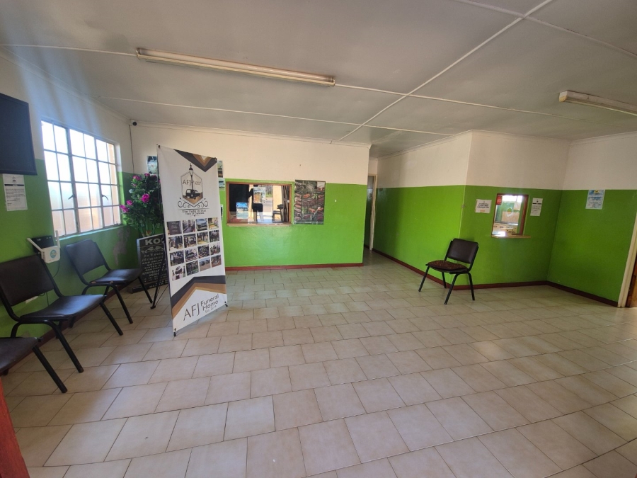3 Bedroom Property for Sale in Kwa Nobuhle Eastern Cape